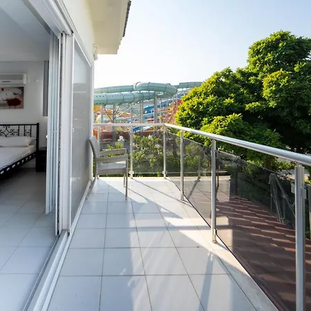 Βίλα Ovacik Aqua, 4 Yatak Odali, 10 Kisilik Tripleks Muestakil Villa , Ortak Havuzlu *