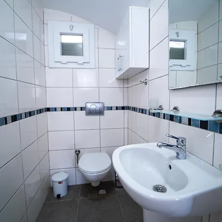 Βίλα Ovacik Aqua, 4 Yatak Odali, 10 Kisilik Tripleks Muestakil Villa , Ortak Havuzlu *